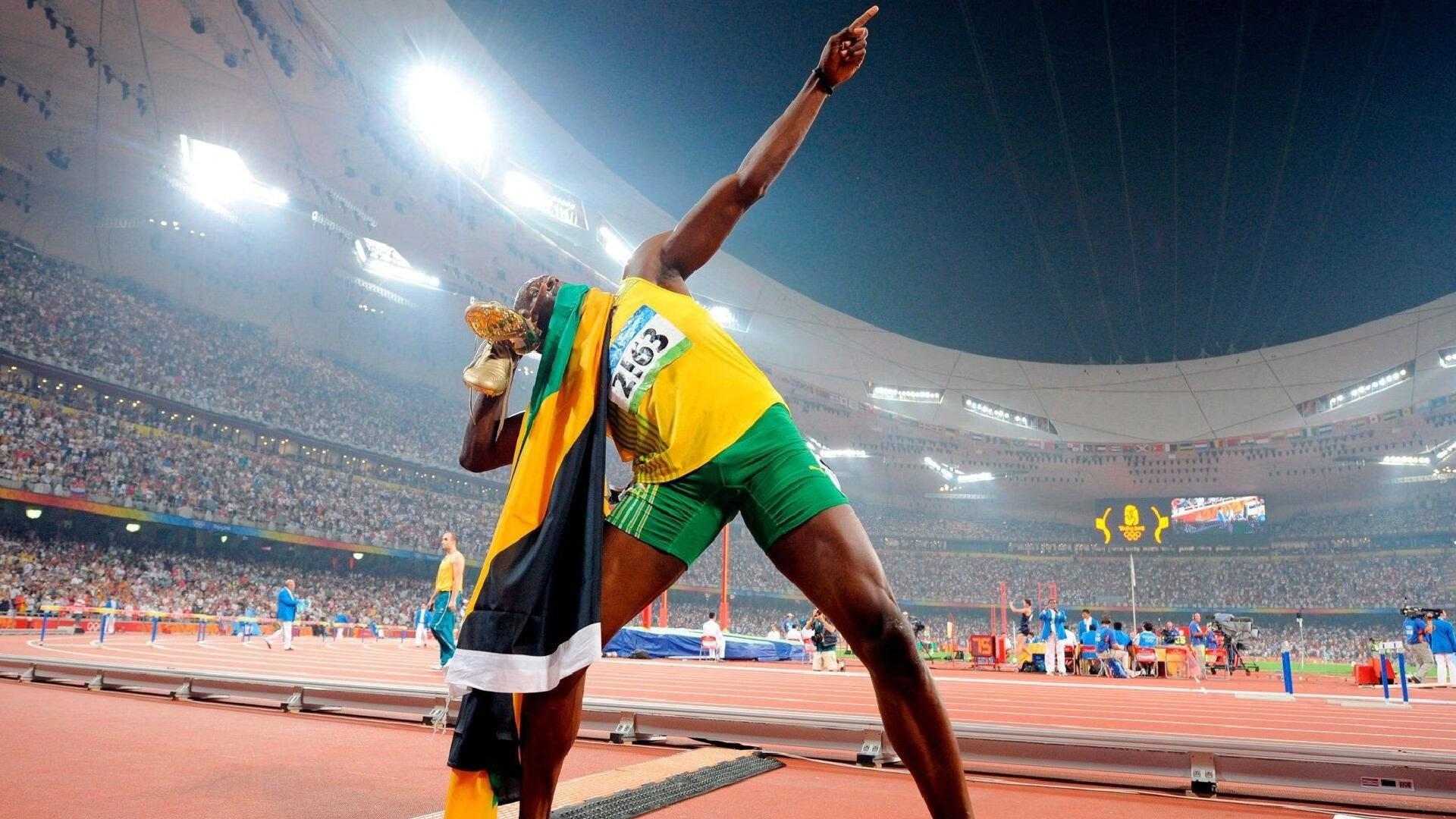 默里穿灰绿战靴狂送17助攻创新高，掘金团队篮球击溃对手